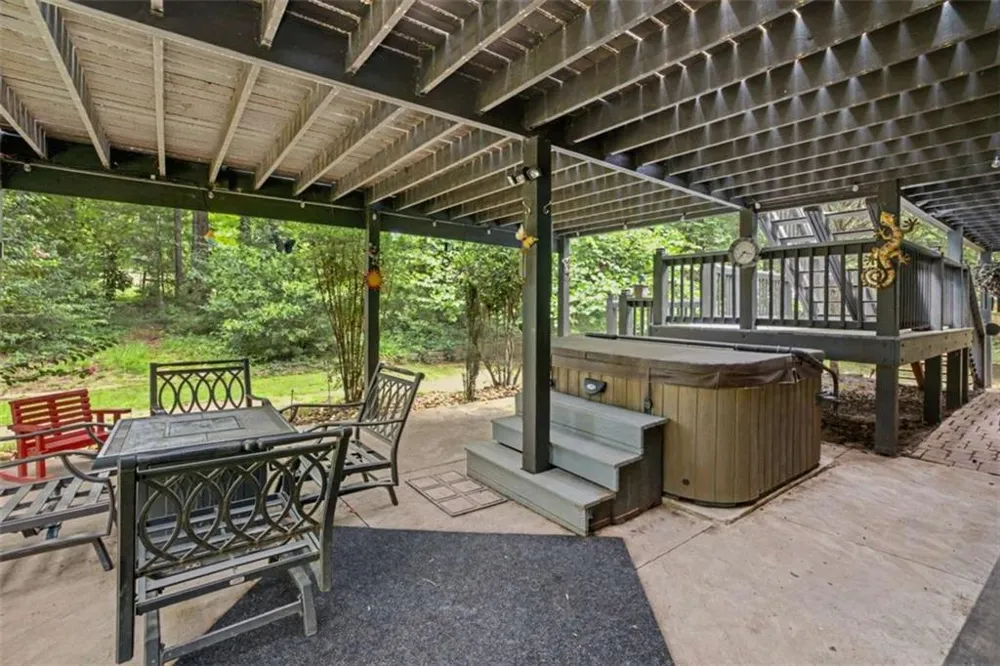 1049 Millard Farmer Road Newnan, GA 30263