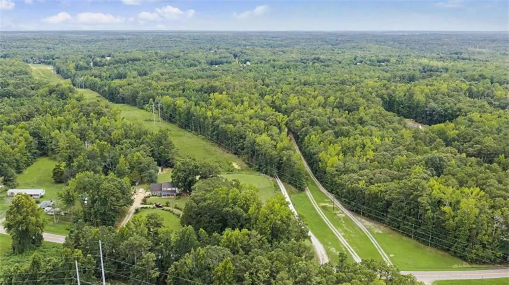 1049 Millard Farmer Road Newnan, GA 30263