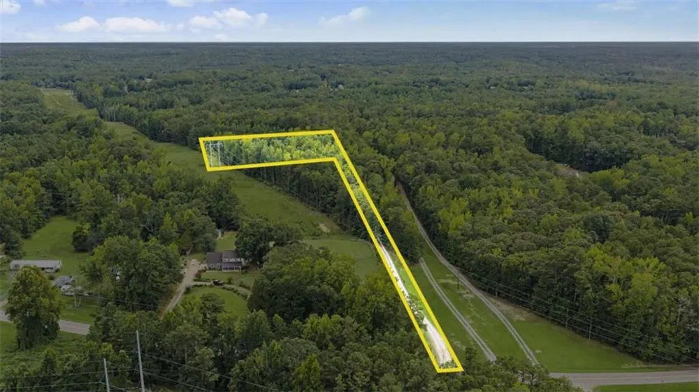1049 Millard Farmer Road Newnan, GA 30263