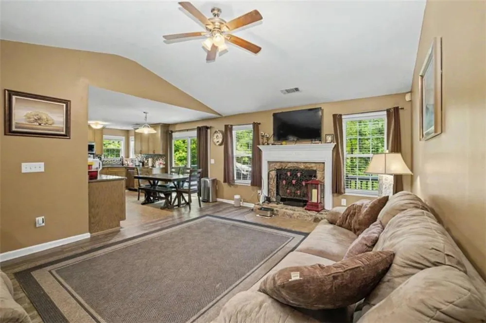 1049 Millard Farmer Road Newnan, GA 30263