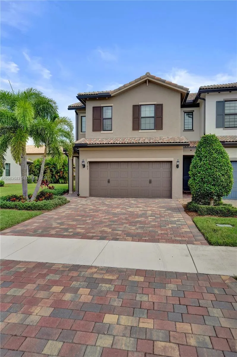 8193 Cinch Way Lake Worth, FL 33467