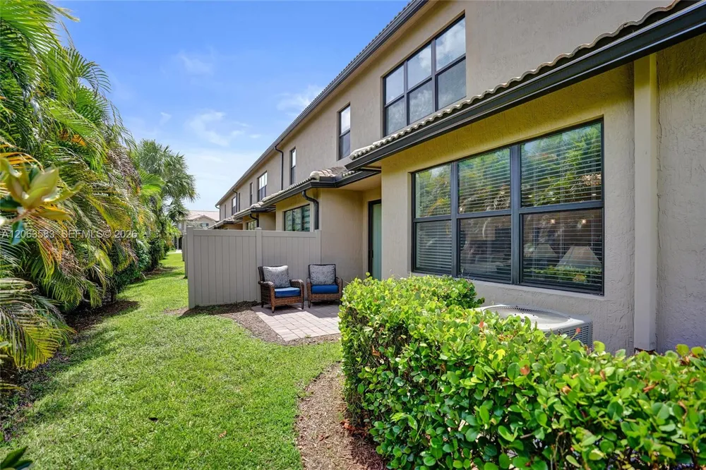 8193 Cinch Way Lake Worth, FL 33467