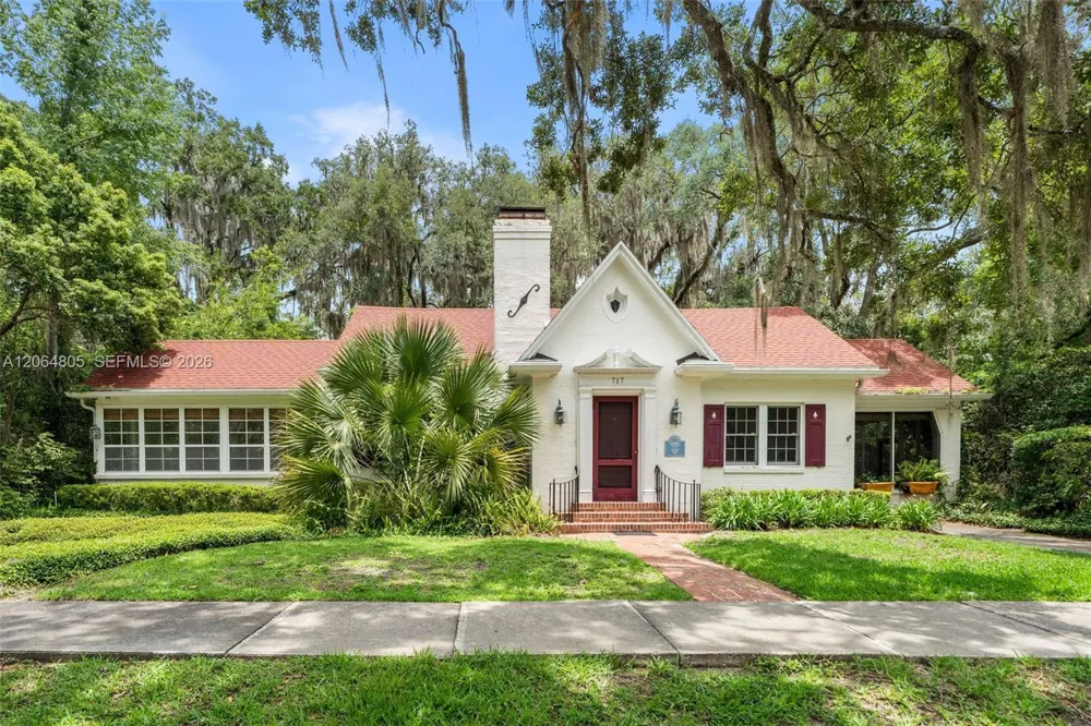 717 NE Boulevard Gainesville, FL 32601