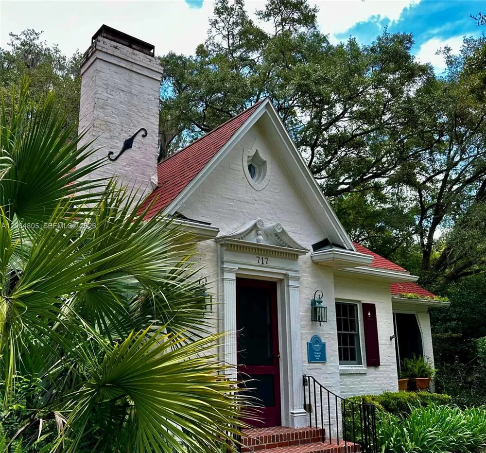 717 NE Boulevard Gainesville, FL 32601