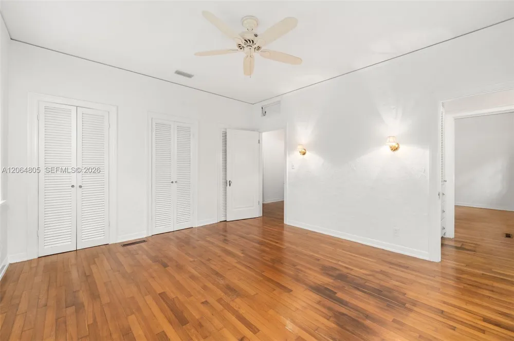 717 NE Boulevard Gainesville, FL 32601