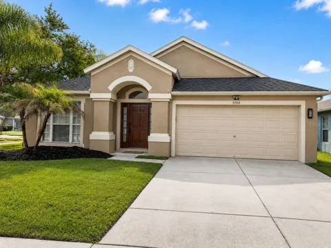 5704 GRINDSTONE LOOP