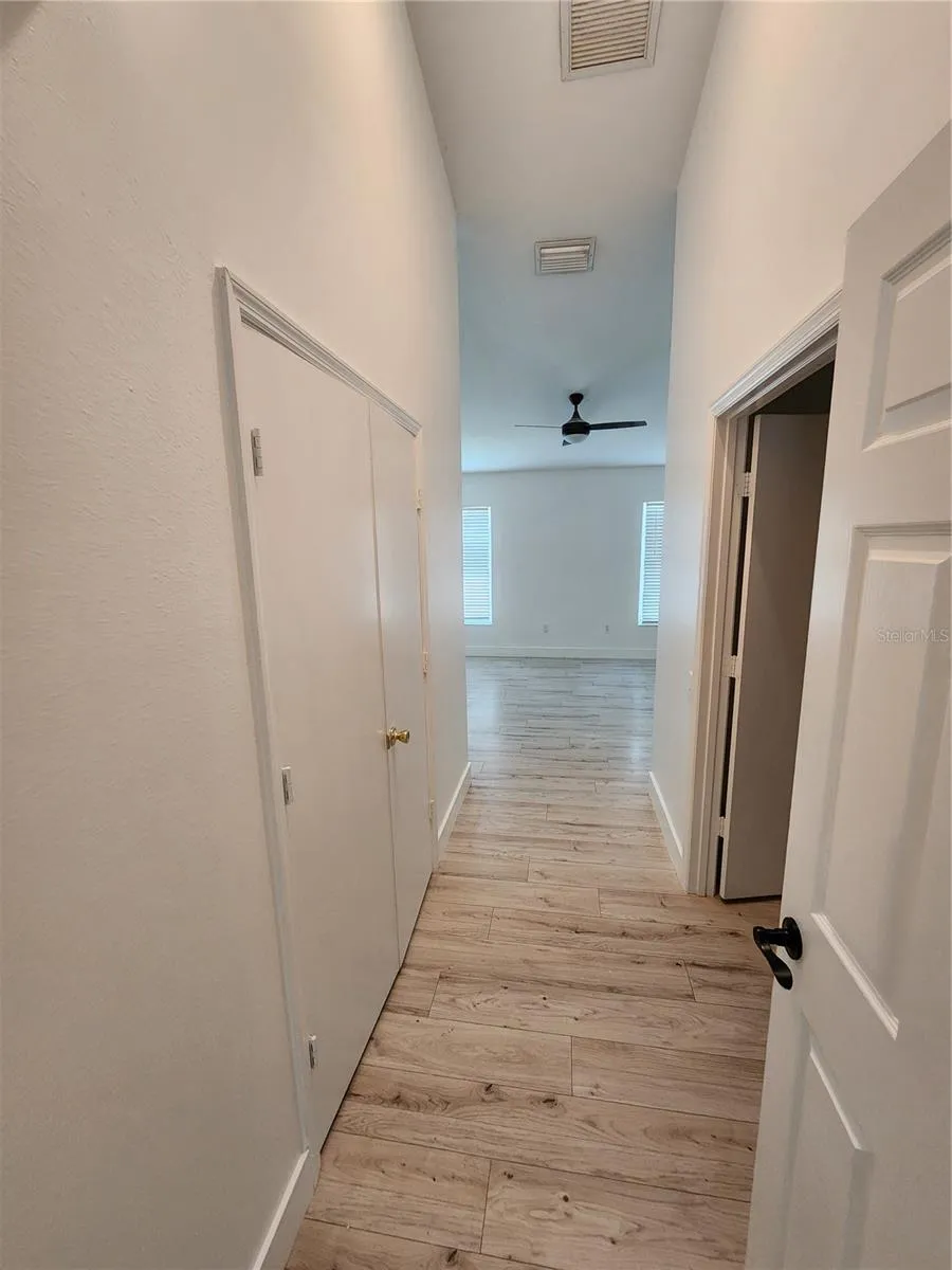 5704 GRINDSTONE LOOP Wesley Chapel, FL 33544