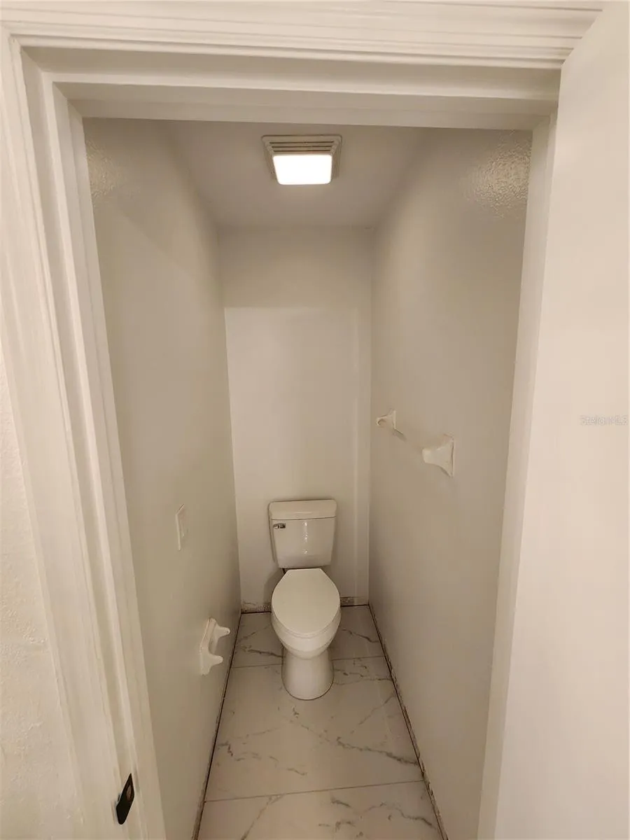 5704 GRINDSTONE LOOP Wesley Chapel, FL 33544