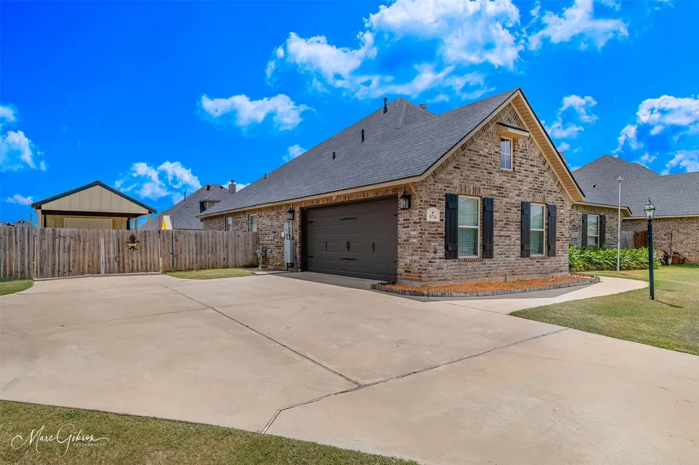 574 Brunswick Gardens Haughton, LA 71037