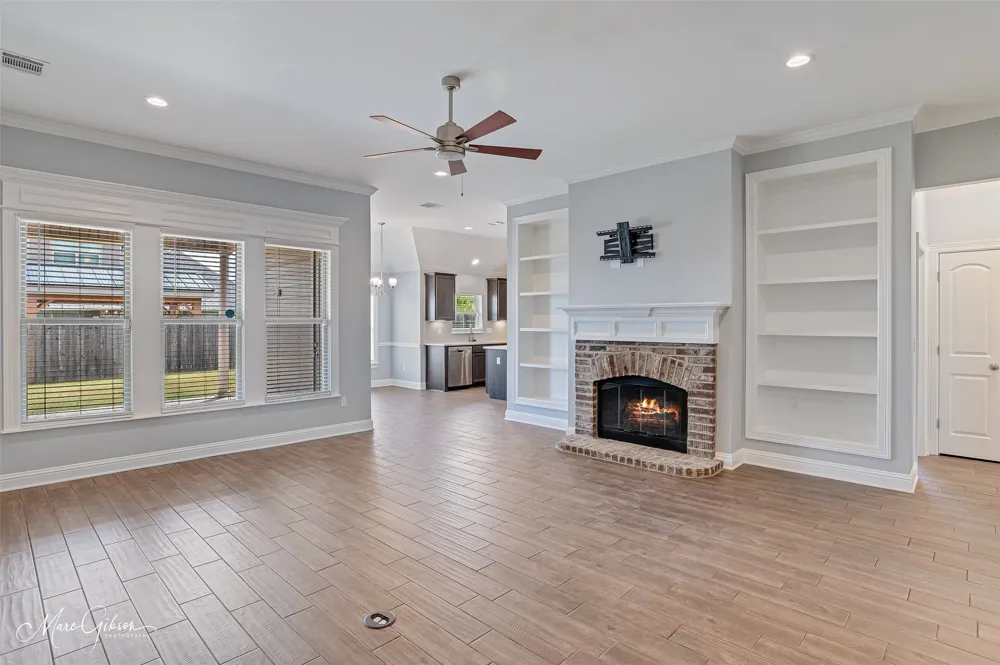 574 Brunswick Gardens Haughton, LA 71037