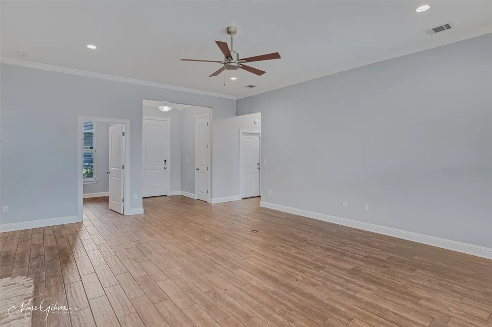 574 Brunswick Gardens Haughton, LA 71037