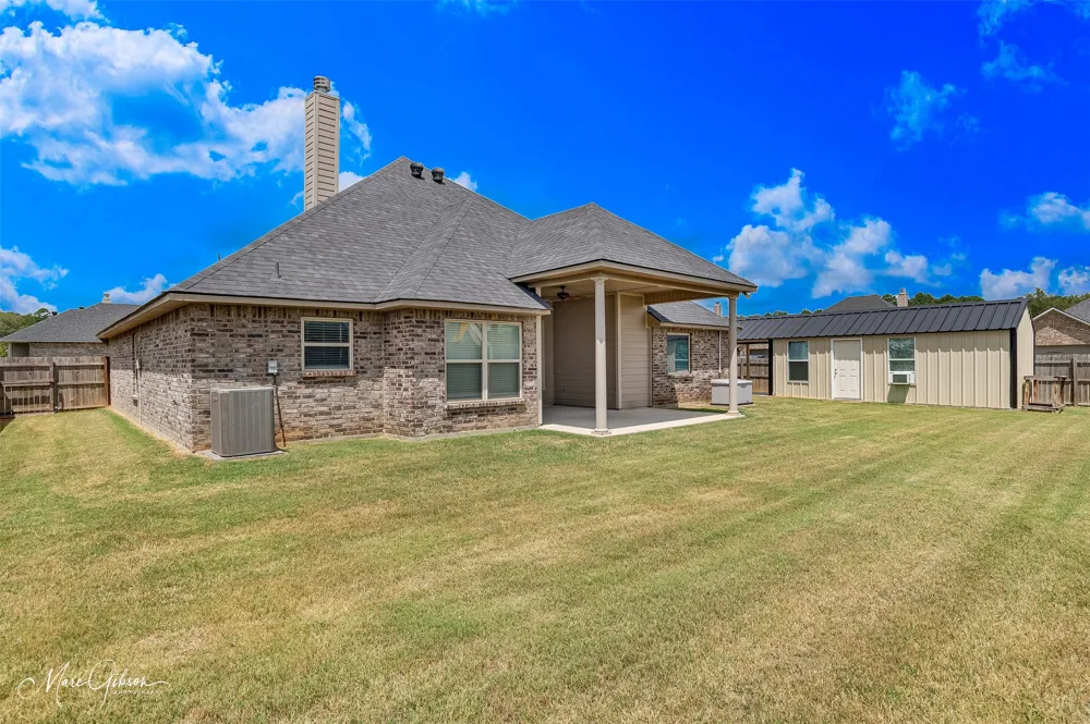 574 Brunswick Gardens Haughton, LA 71037
