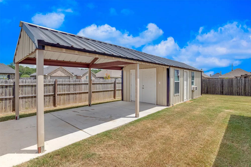 574 Brunswick Gardens Haughton, LA 71037