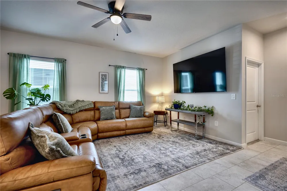 3922 GREAT SMOKEY WAY Apopka, FL 32712