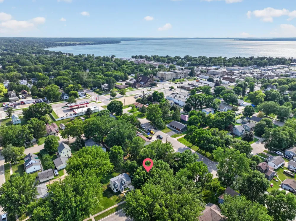 306 2nd Avenue NE Glenwood, MN 56334