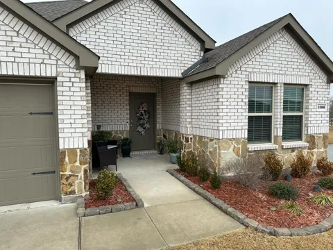 1200 Misty Brook Drive