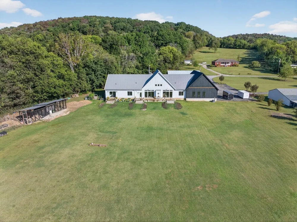 105 McKinney Rd Gordonsville, TN 38563