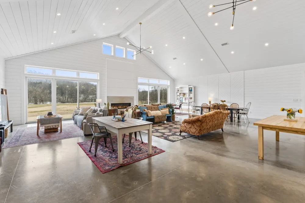 105 McKinney Rd Gordonsville, TN 38563