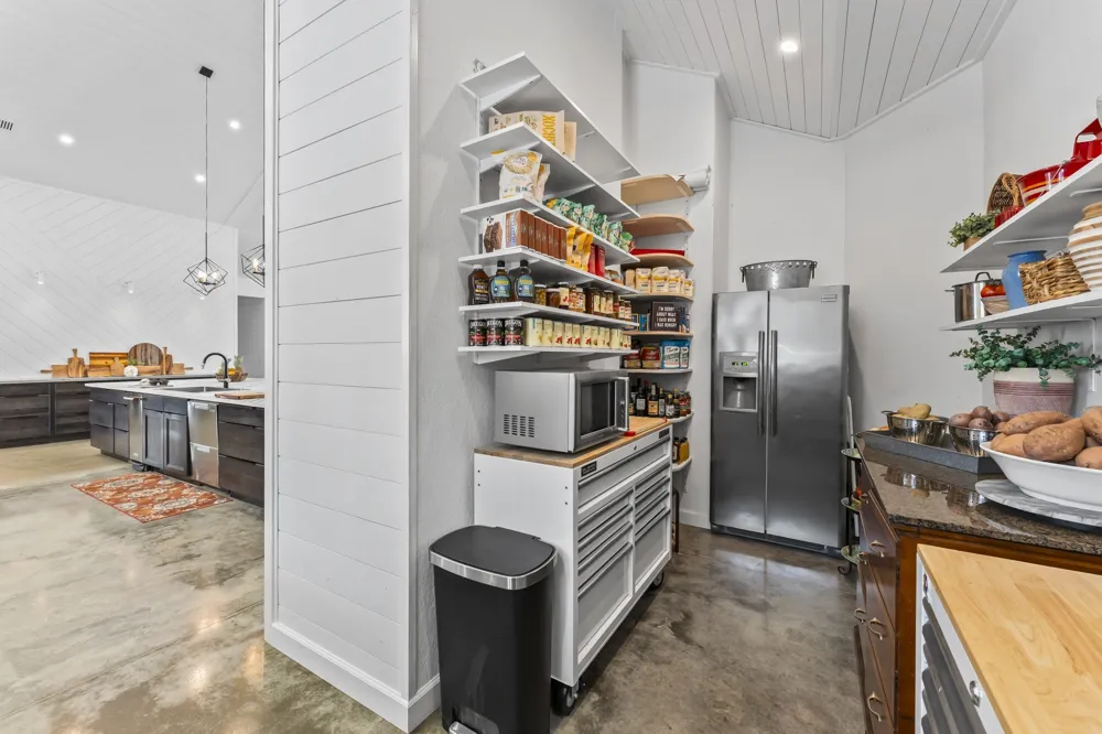 105 McKinney Rd Gordonsville, TN 38563