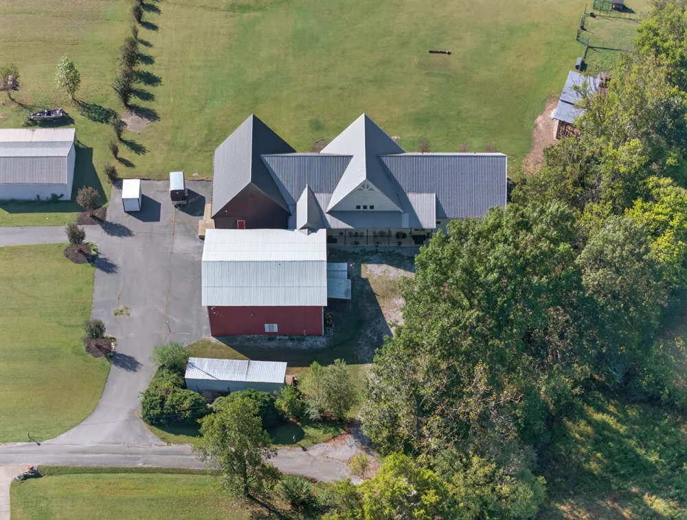 105 McKinney Rd Gordonsville, TN 38563