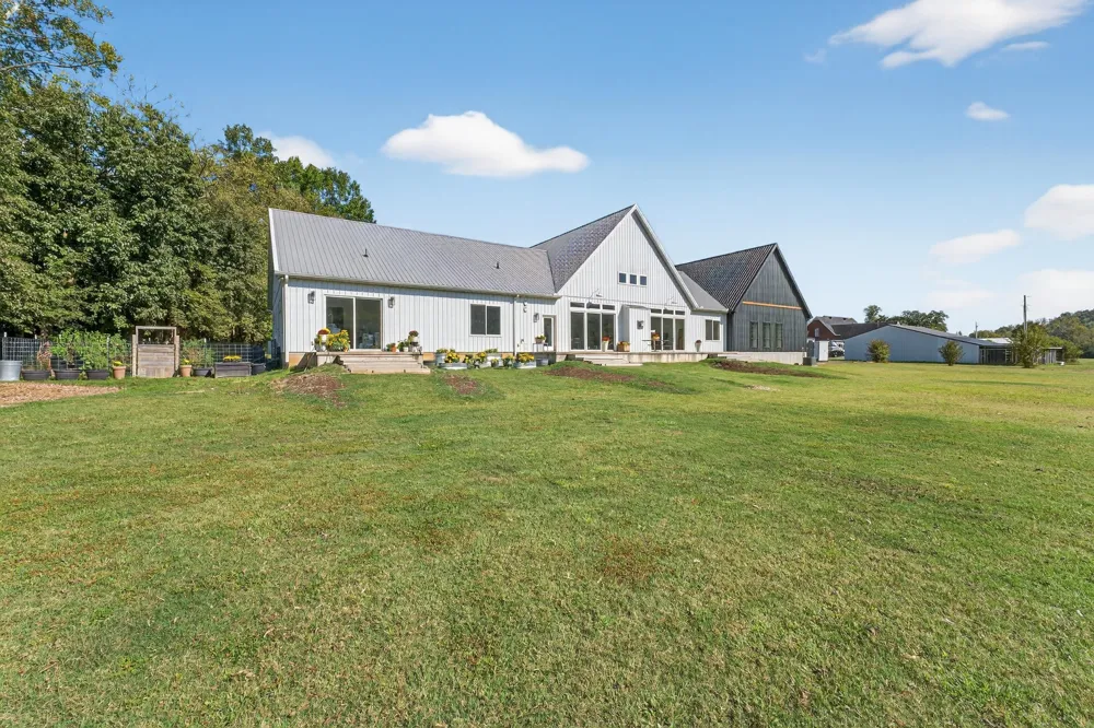 105 McKinney Rd Gordonsville, TN 38563