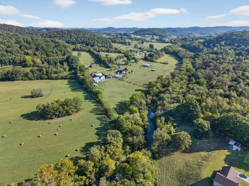 105 McKinney Rd Gordonsville, TN 38563