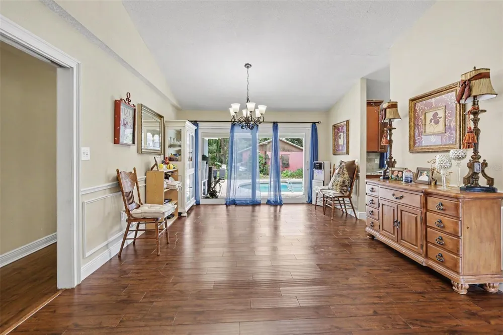 1307 BRANTWOOD DRIVE Valrico, FL 33594