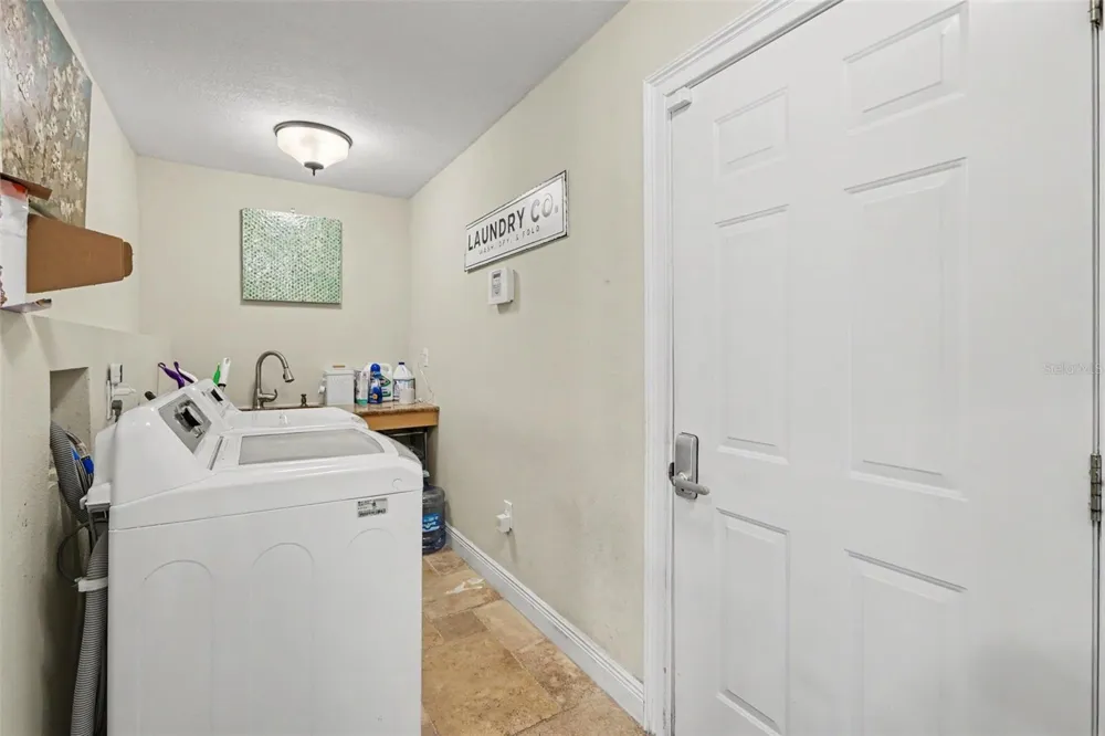1307 BRANTWOOD DRIVE Valrico, FL 33594