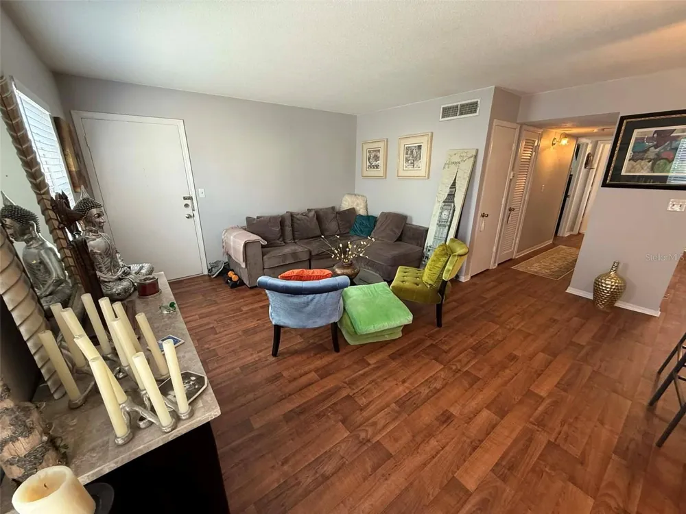 6960 SUNSET DRIVE S #2B South Pasadena, FL 33707