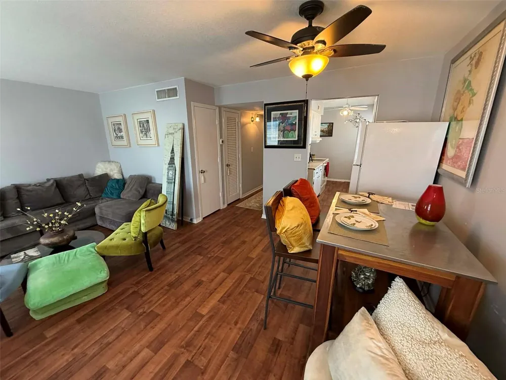 6960 SUNSET DRIVE S #2B South Pasadena, FL 33707