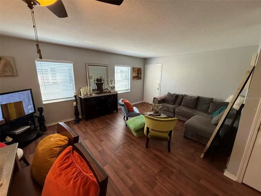 6960 SUNSET DRIVE S #2B South Pasadena, FL 33707