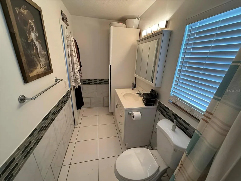 6960 SUNSET DRIVE S #2B South Pasadena, FL 33707