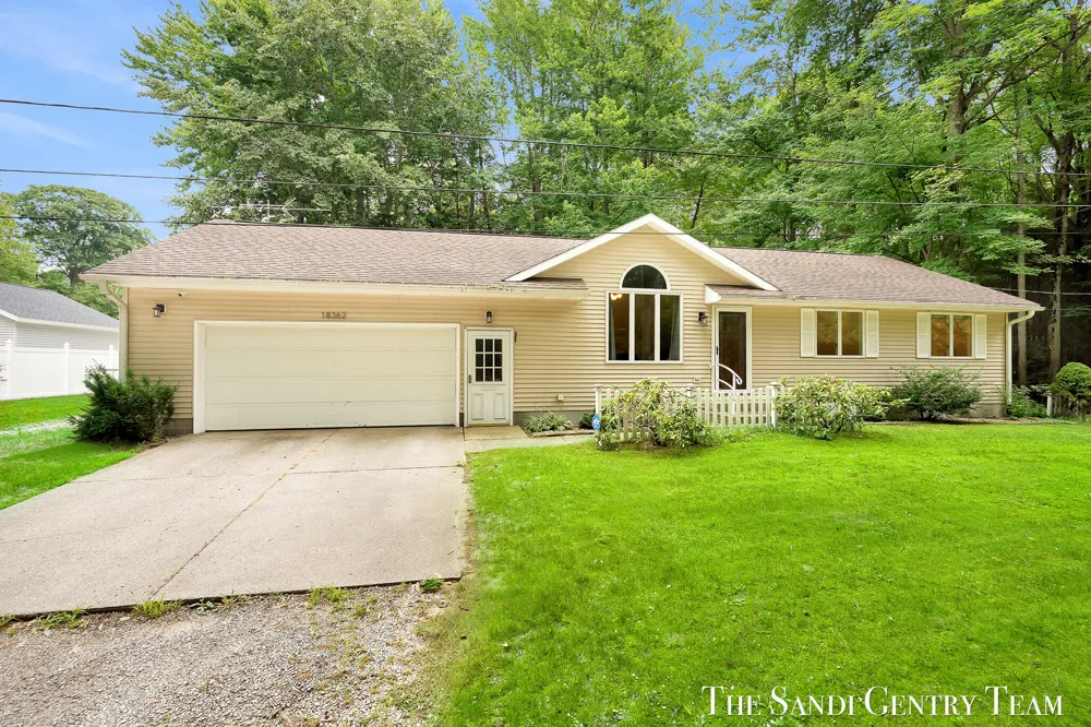 18362 168th Avenue Spring Lake, MI 49456