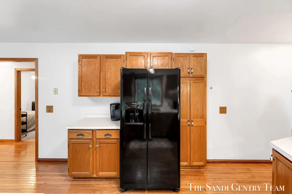 18362 168th Avenue Spring Lake, MI 49456