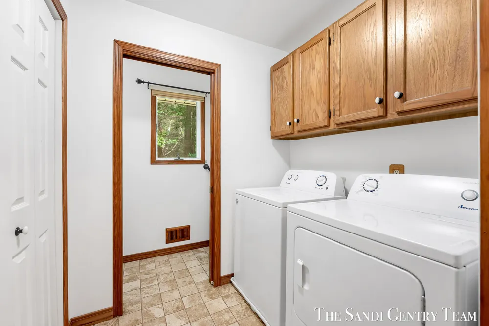 18362 168th Avenue Spring Lake, MI 49456
