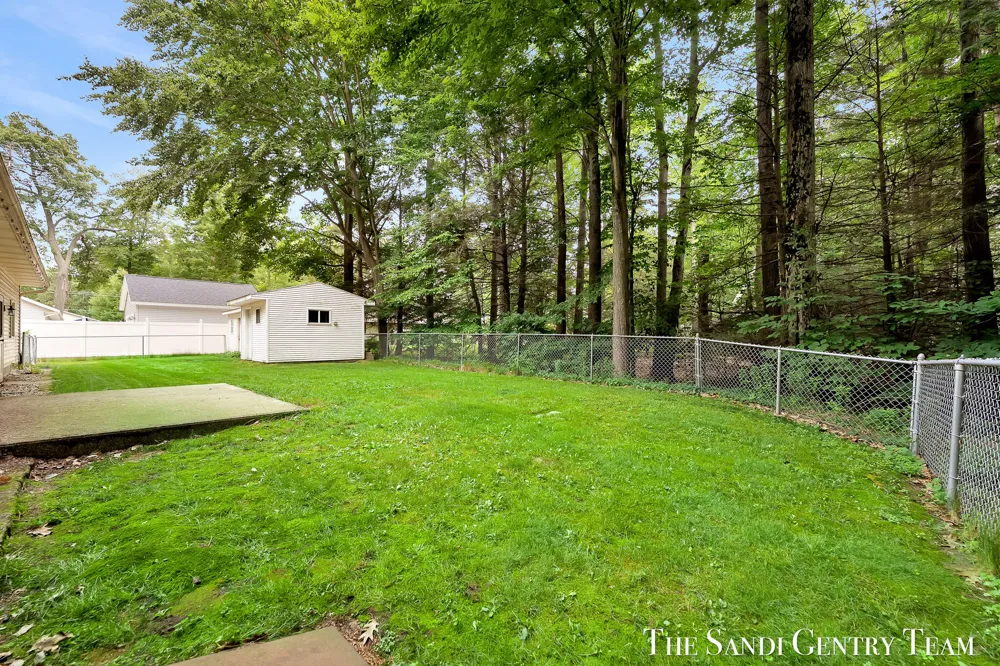 18362 168th Avenue Spring Lake, MI 49456