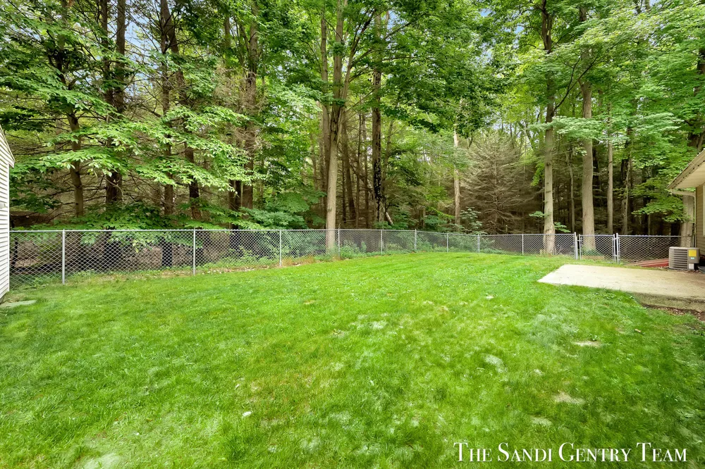 18362 168th Avenue Spring Lake, MI 49456