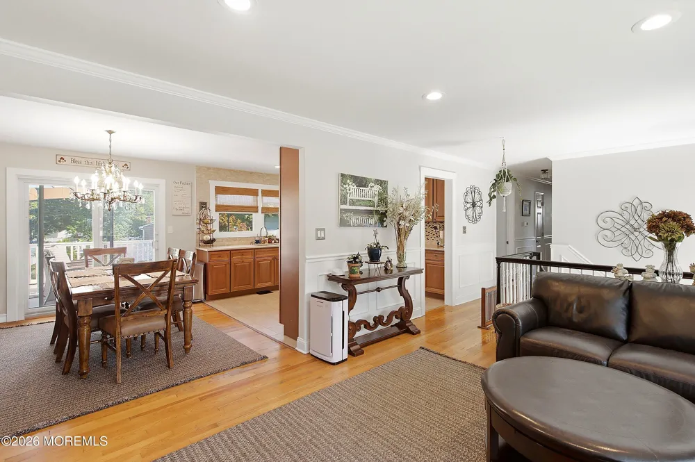 55 Cherry Tree Farm Road Middletown, NJ 07748