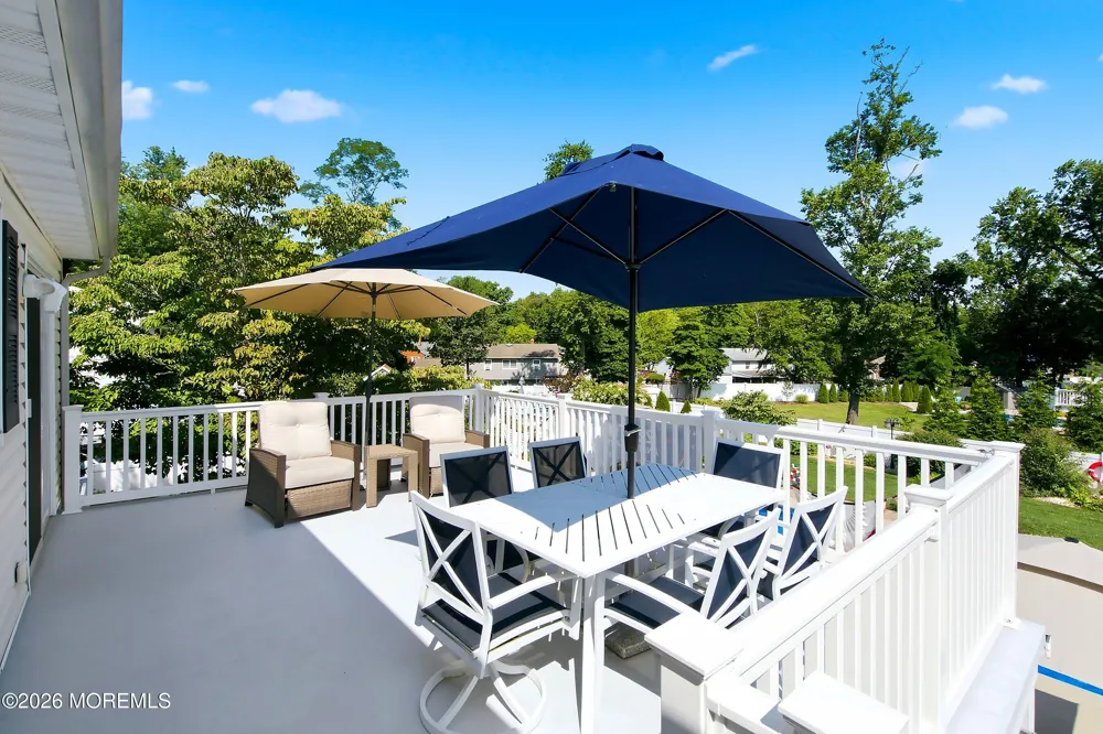 55 Cherry Tree Farm Road Middletown, NJ 07748