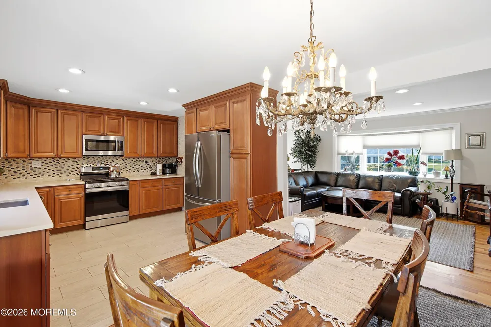 55 Cherry Tree Farm Road Middletown, NJ 07748