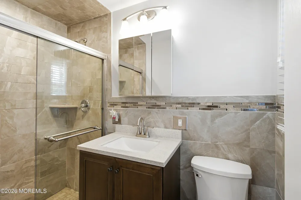 55 Cherry Tree Farm Road Middletown, NJ 07748
