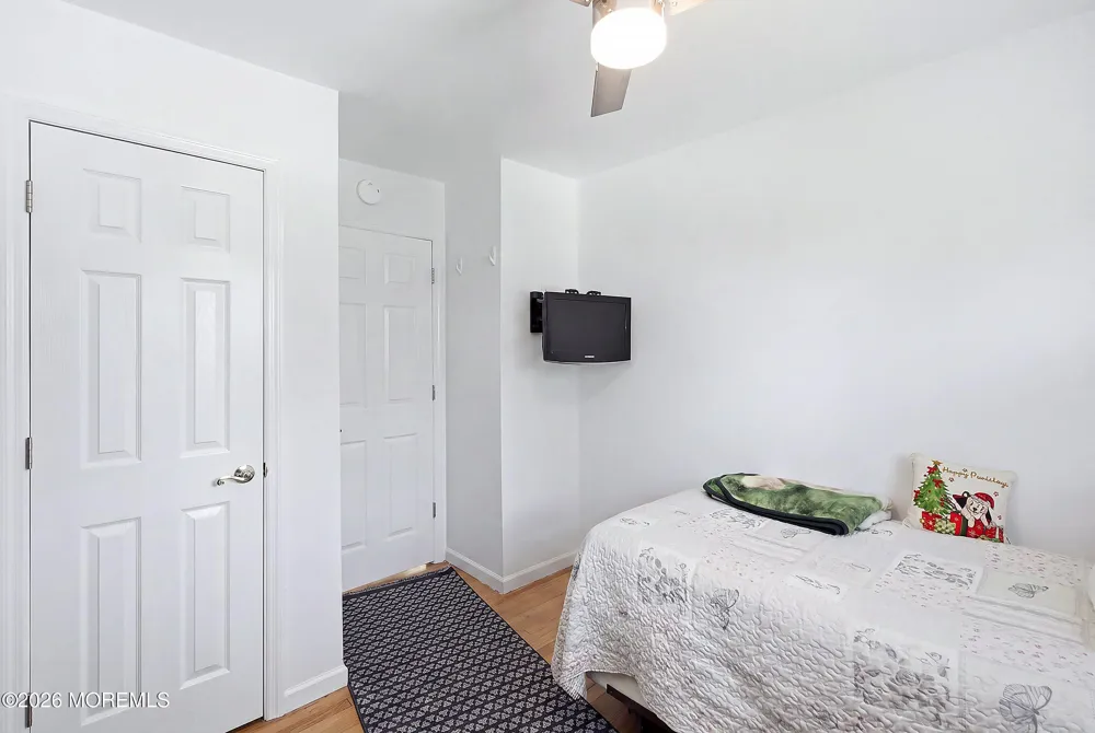 55 Cherry Tree Farm Road Middletown, NJ 07748