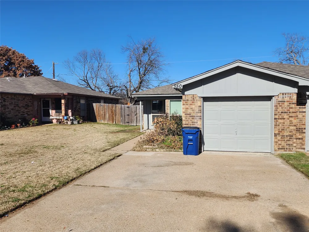 350 Spring Branch Lane Kennedale, TX 76060