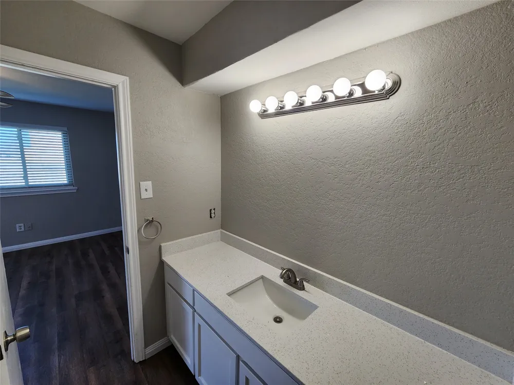 350 Spring Branch Lane Kennedale, TX 76060