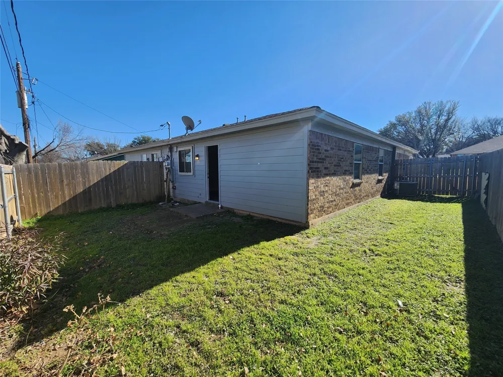 350 Spring Branch Lane Kennedale, TX 76060
