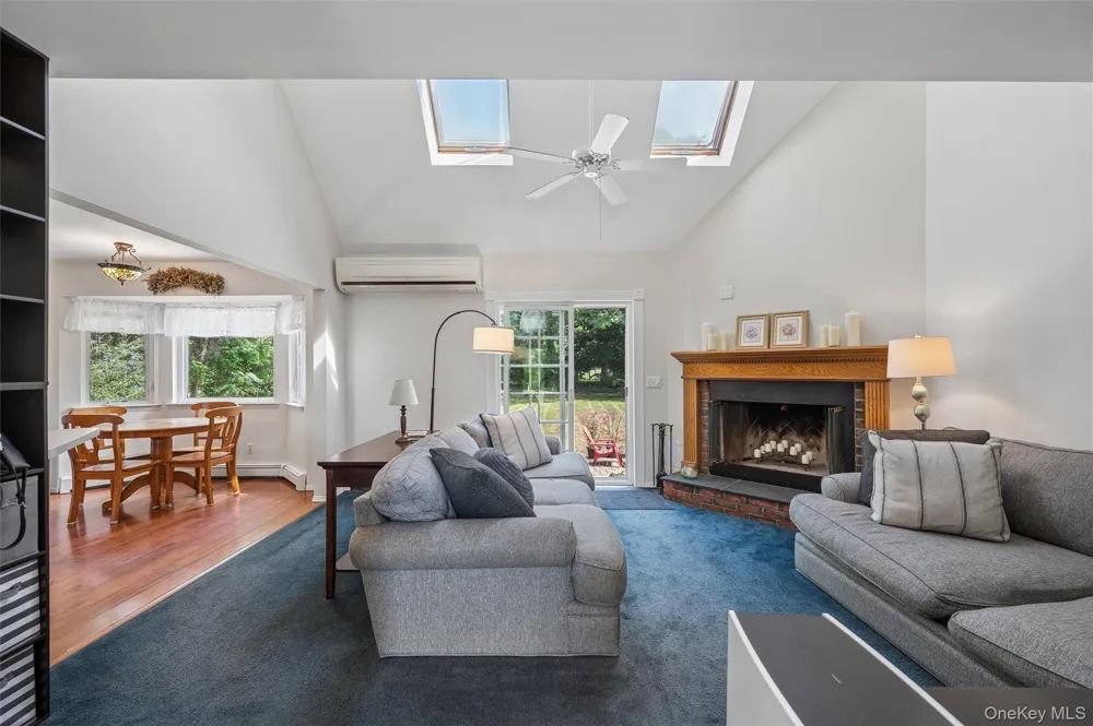 7 Jarvis Lane Center Moriches, NY 11934