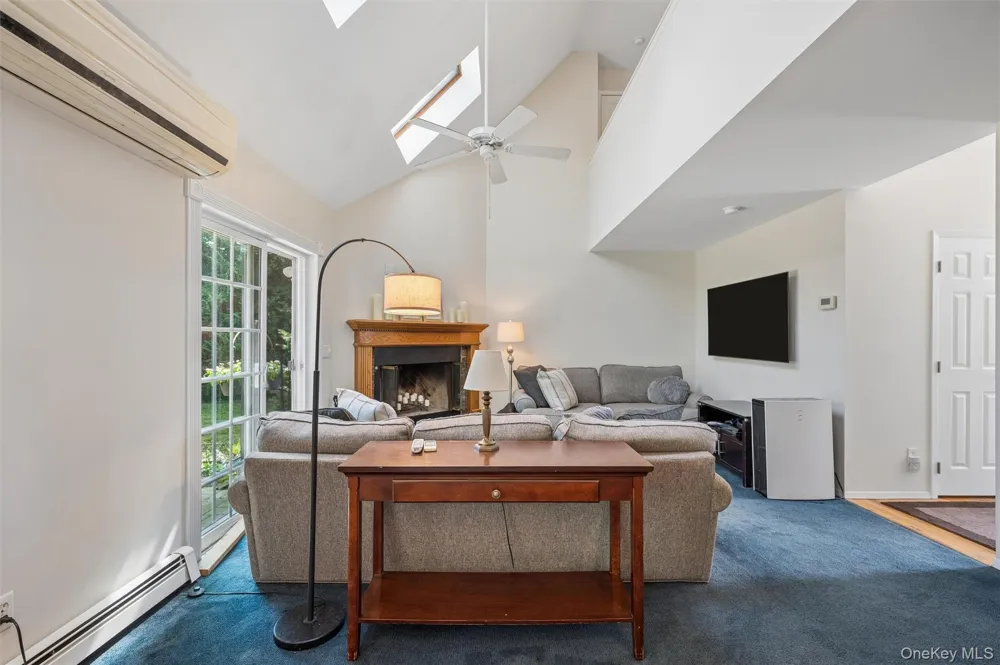 7 Jarvis Lane Center Moriches, NY 11934