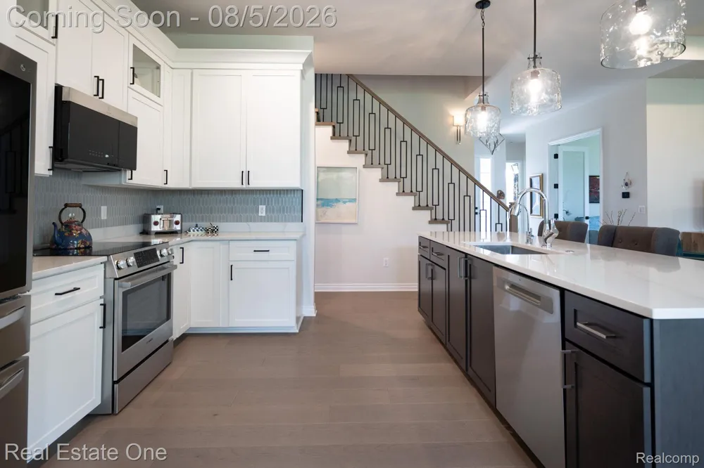 850 Marlayna Drive Oxford Charter Township, MI 48371