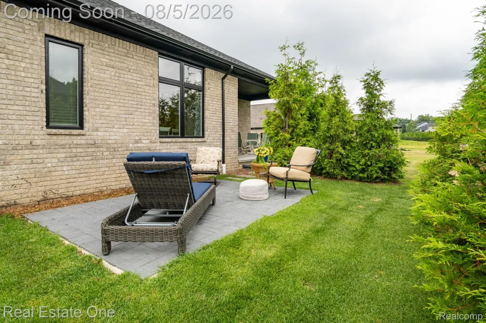 850 Marlayna Drive Oxford Charter Township, MI 48371