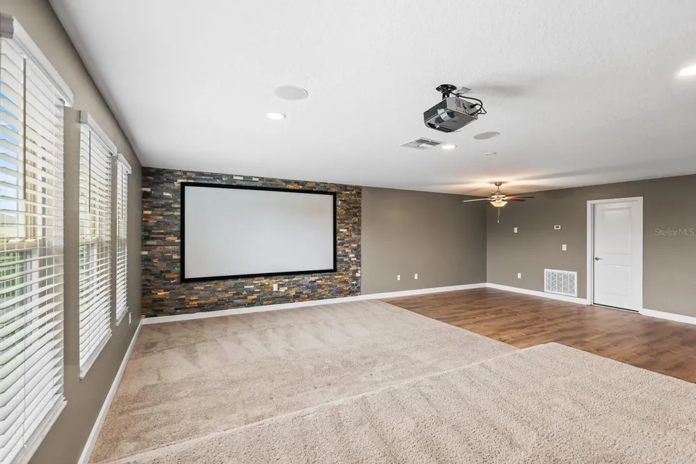 9650 IVORY DRIVE Ruskin, FL 33573